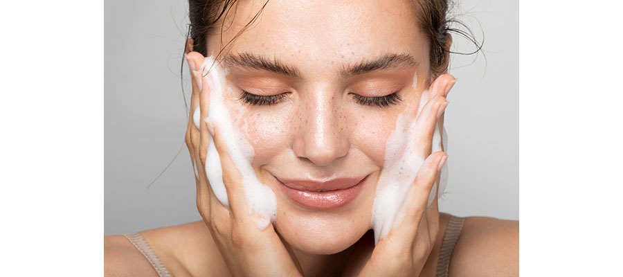 Four Ways to Get Your Skin Ready for Winter